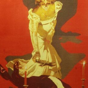 Tosca, immagine della locandina dell'opera, ritraente Tosca che posa un crocifisso sul corpo di Scarpia